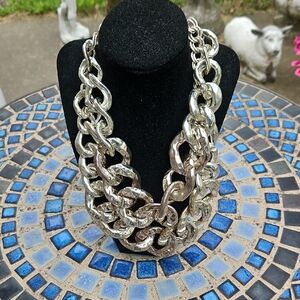 White House Black Market Chunky Silvertone Circle Link Necklace